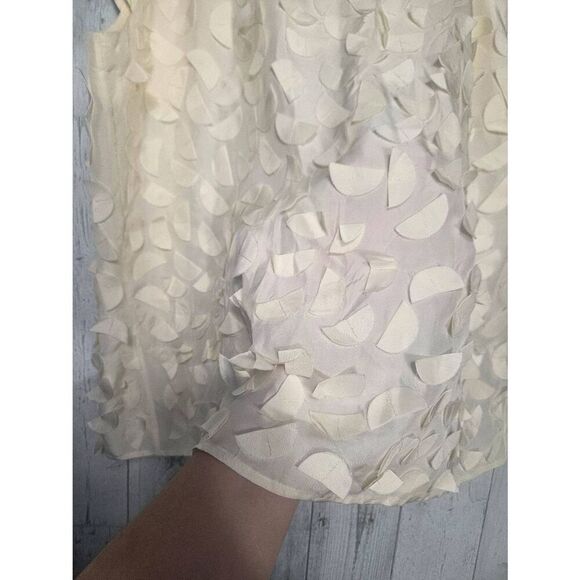 Talbots 100% Silk Flutter Half Moon Cap Sleeved Blouse Cream Sz L EST - Picture 6 of 7